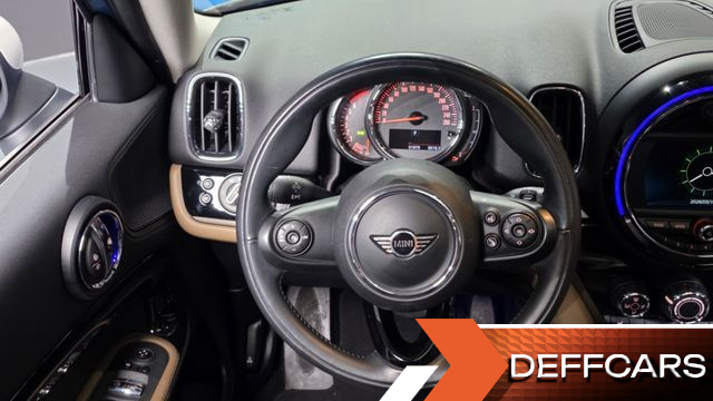 Mini COUNTRYMAN Standard 2nd купить на сайте DeffCars