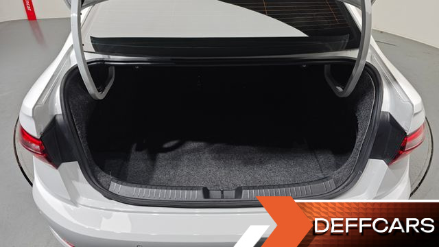 Volkswagen JETTA 1.4 TSI Prestige купить на сайте DeffCars