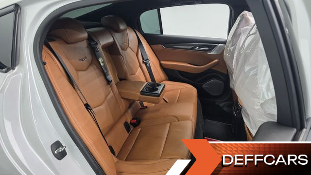Cadillac CT5 2.0 Sport купить на сайте DeffCars