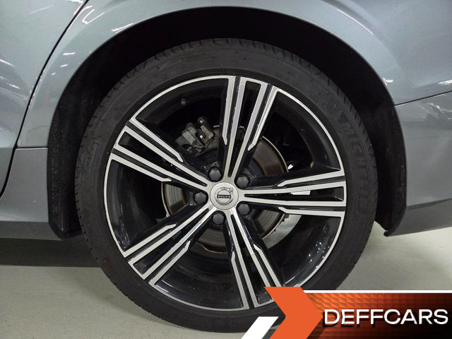Volvo S60 T5 Inscroption купить на сайте DeffCars