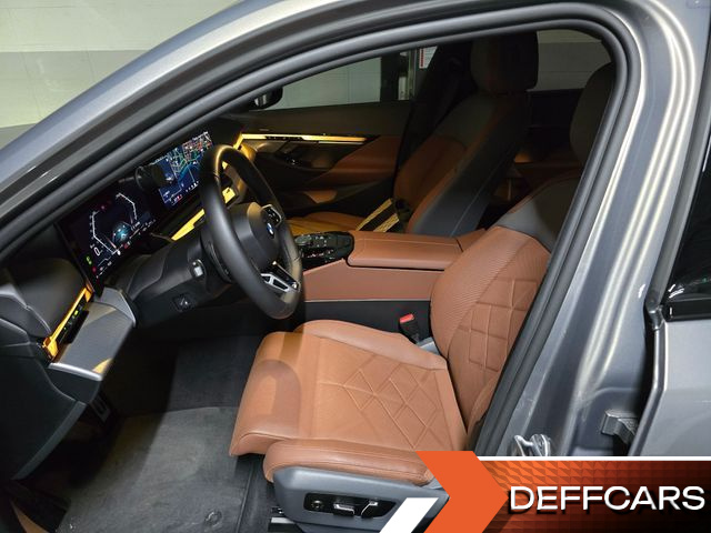 BMW 5-SERIES 530i xDrive M Sport купить на сайте DeffCars