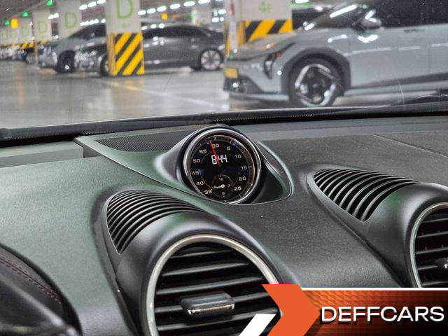 Porsche 718 2.0 купить на сайте DeffCars