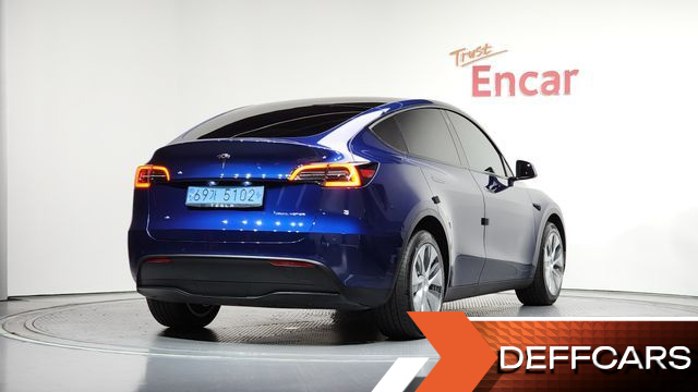 Tesla MODEL Y Long Range AWD купить на сайте DeffCars