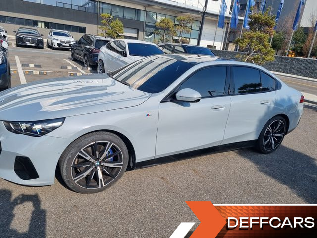 BMW 5-SERIES 530i xDrive M Sport купить на сайте DeffCars