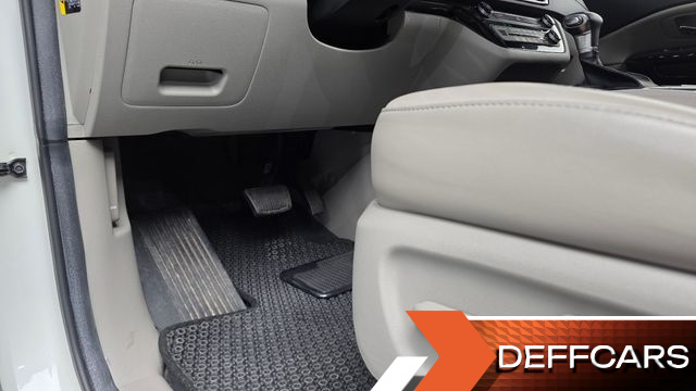 Kia CARNIVAL Gasoline 7-Seater Limousine President купить на сайте DeffCars