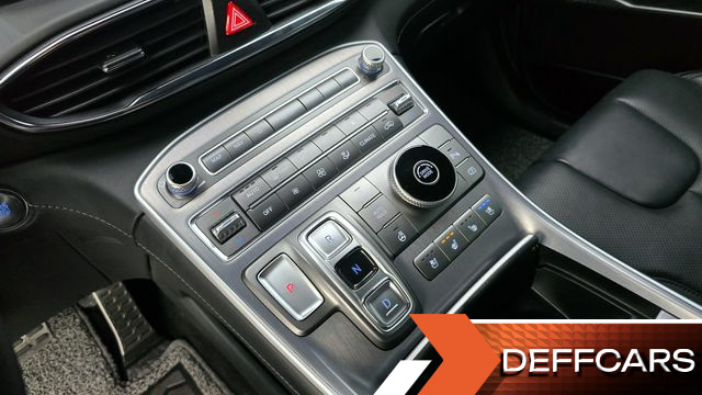 Hyundai SANTAFE Diesel 2.2 2WD Calligraphy купить на сайте DeffCars
