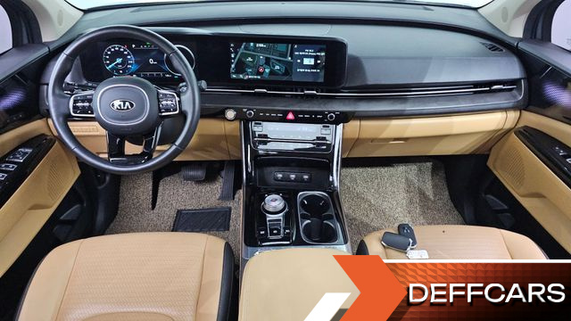 Kia CARNIVAL Diesel 9-Seater Signature купить на сайте DeffCars