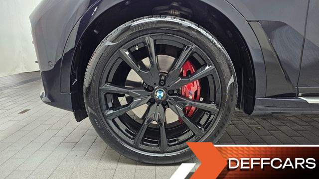 BMW X7 xDrive 40i M Sport 6STR купить на сайте DeffCars