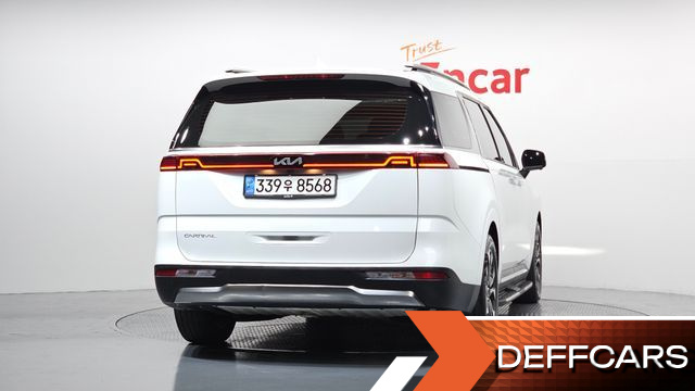 Kia CARNIVAL Gasoline 9-Seater Signature купить на сайте DeffCars