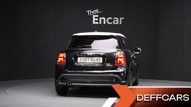 Mini COOPER 5Door Classic Third Generation купить на сайте DeffCars