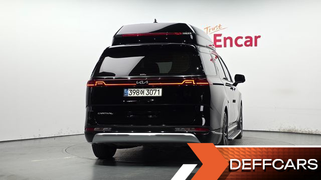 Kia CARNIVAL 9-Seater Hi-Limousine Signature купить на сайте DeffCars