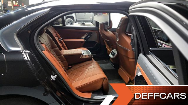 BMW 7-SERIES 740i sDrive Design Pure Excellence купить на сайте DeffCars