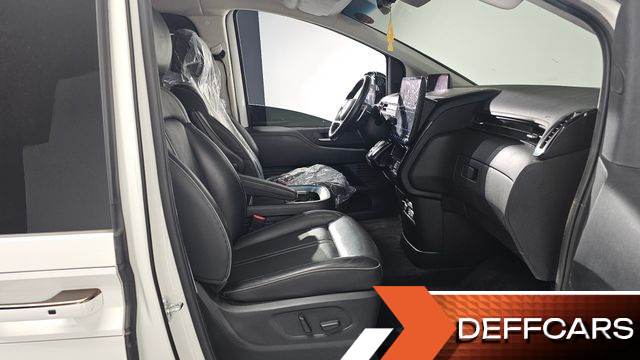 Hyundai STARIA 4WD Lounge 7-Seater Inspiration купить на сайте DeffCars