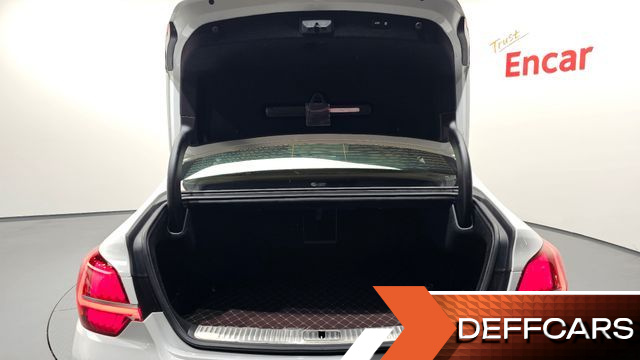 Kia K9 3.8 GDI Platinum купить на сайте DeffCars