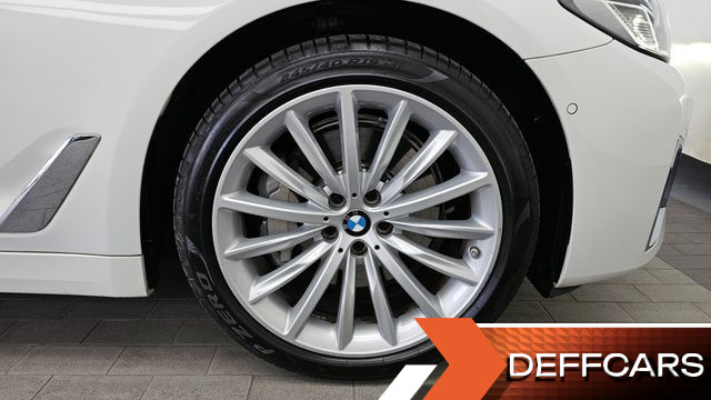 BMW 5-SERIES 530i Luxury купить на сайте DeffCars