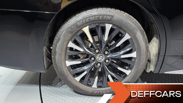 Toyota ALPHARD 2.5 HEV Executive AWD купить на сайте DeffCars