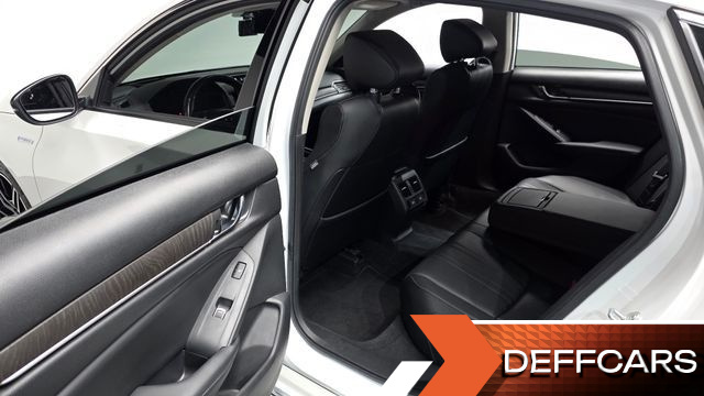 Honda ACCORD 2.0 Hybrid Touring купить на сайте DeffCars