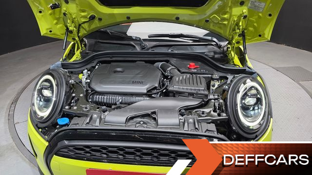 Mini COOPER CONVERTIBLE Classic Third Generation купить на сайте DeffCars