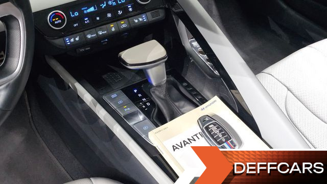 Hyundai AVANTE 1.6 Inspiration купить на сайте DeffCars