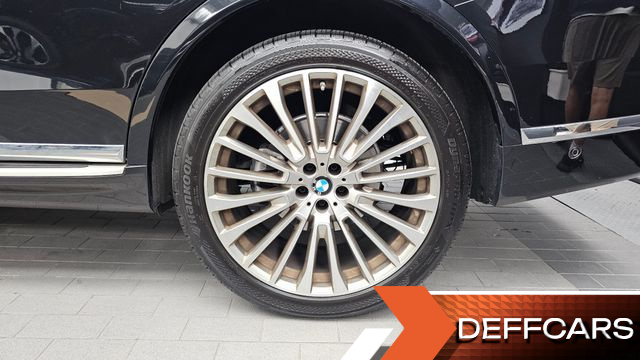 BMW X7 xDrive 40i Design Pure Excellence 7-Seater купить на сайте DeffCars