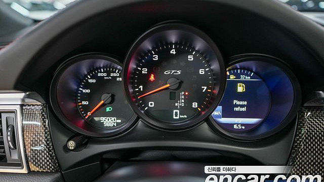 Porsche MACAN 3.0 GTS 95B купить на сайте DeffCars