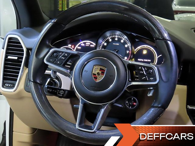Porsche CAYENNE 3.0 E-Hybrid купить на сайте DeffCars