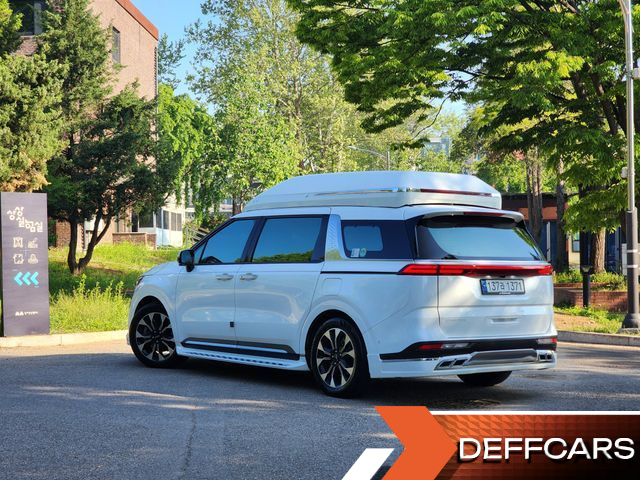 Kia CARNIVAL Gasoline 9-Seater Signature купить на сайте DeffCars