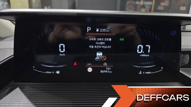 Hyundai STARIA Cargo 5-Seater Modern купить на сайте DeffCars