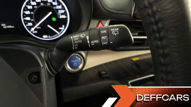 Toyota SIENNA 2.5 Hybrid 2WD купить на сайте DeffCars