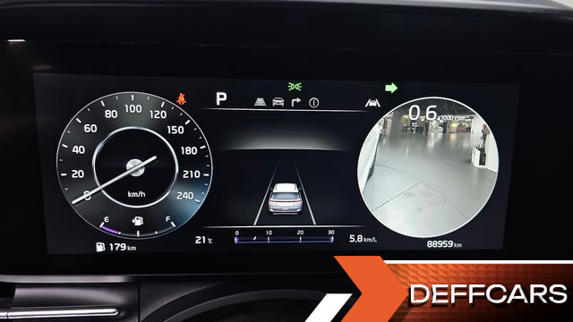Kia CARNIVAL Gasoline 7-Seater Hi-Limousine Signature купить на сайте DeffCars