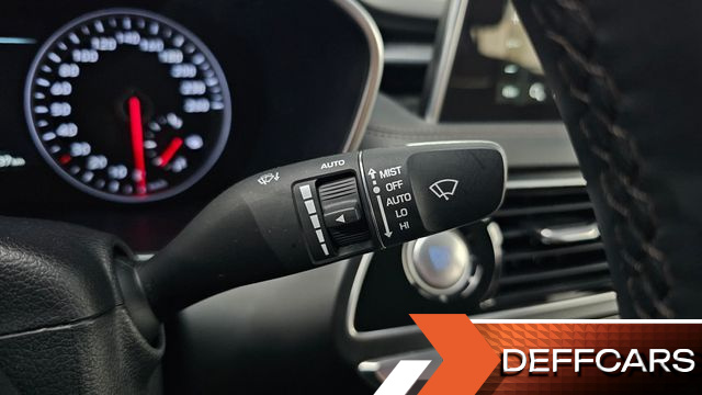 Genesis G70 2.0T Elite купить на сайте DeffCars