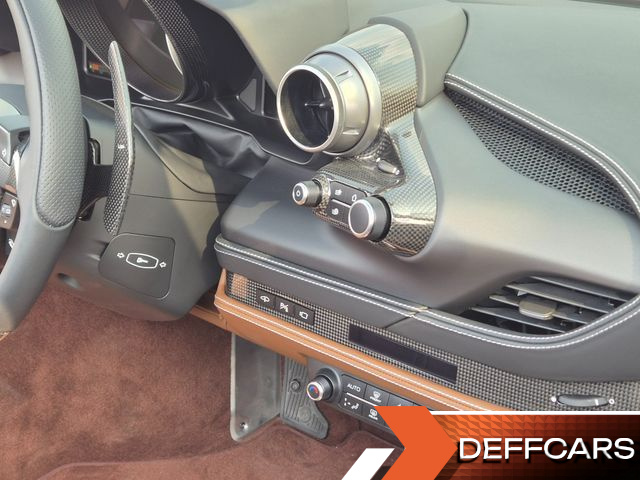 Ferrari F8 3.9 V8 купить на сайте DeffCars