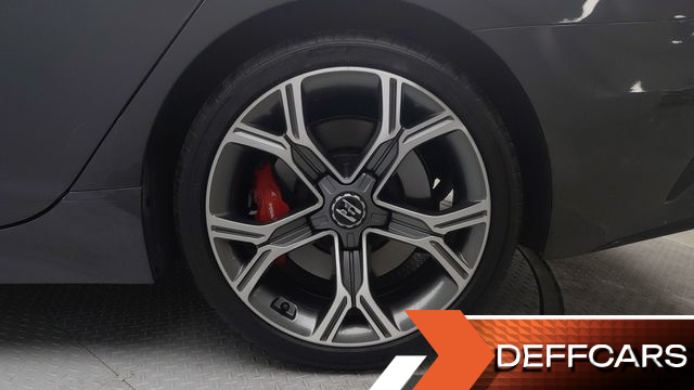 Kia STINGER 2.0 Turbo AWD Platinum купить на сайте DeffCars