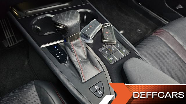 Lexus UX 2.0 F-Sport 2WD купить на сайте DeffCars