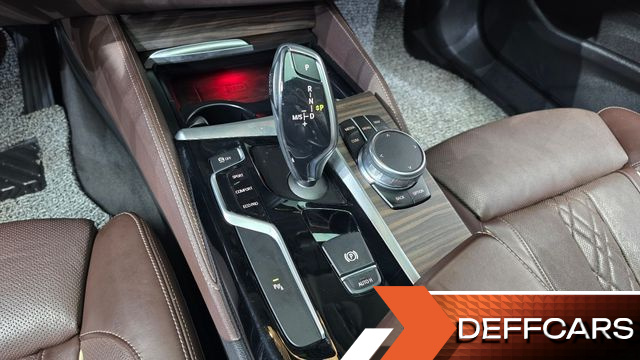 BMW 5-SERIES 520d xDrive Luxury Plus купить на сайте DeffCars
