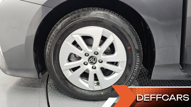 Toyota PRIUS 1.8 E купить на сайте DeffCars