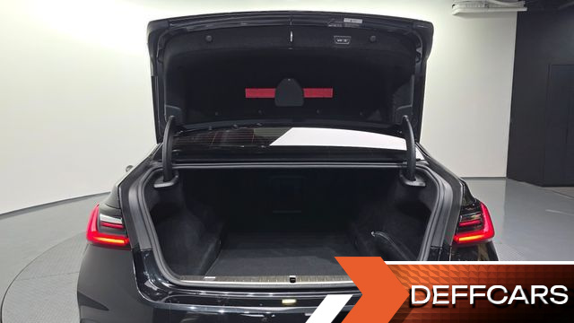 BMW 7-SERIES 740i M Sport купить на сайте DeffCars