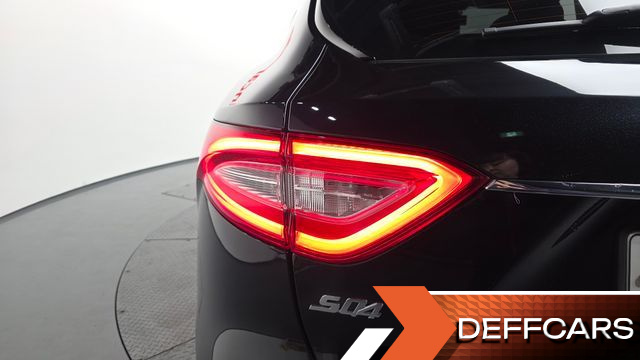 Maserati LEVANTE 3.0 AWD GranLusso купить на сайте DeffCars