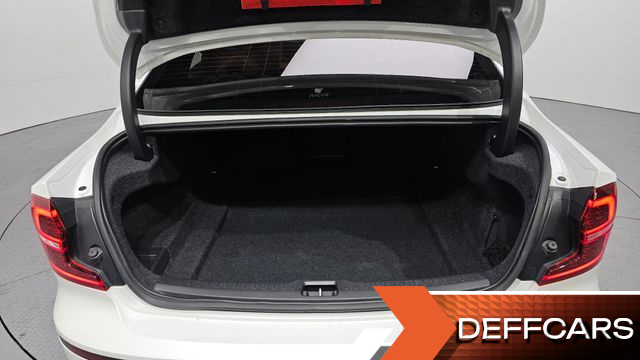 Volvo S60 T5 Inscroption купить на сайте DeffCars