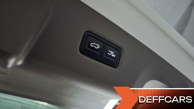Kia CARNIVAL Gasoline 9-Seater Signature купить на сайте DeffCars