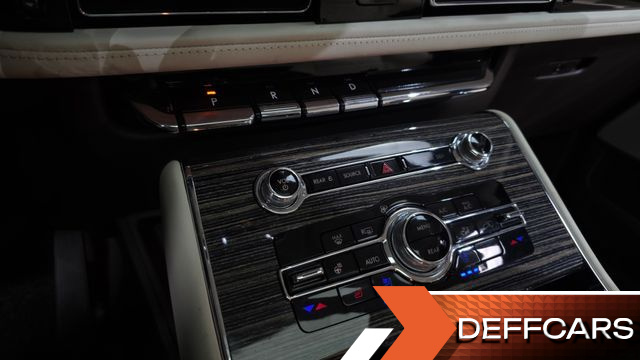 Lincoln AVIATOR 3.0 Black Label AWD купить на сайте DeffCars