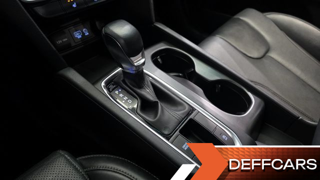 Hyundai SANTAFE Diesel 2.0 2WD Premium купить на сайте DeffCars