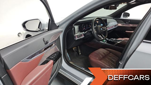 BMW 7-SERIES 740i sDrive M Sport купить на сайте DeffCars
