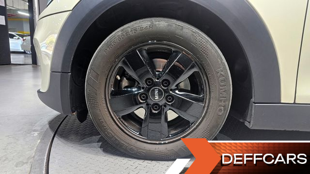 Mini COOPER 5Door Standard 3rd купить на сайте DeffCars