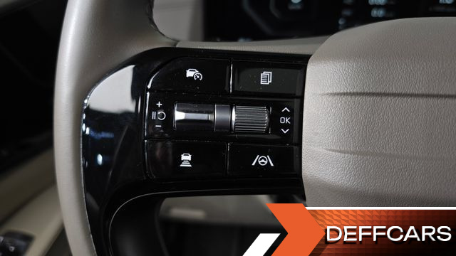 Kia CARNIVAL Gasoline 9-Seater Gravity купить на сайте DeffCars