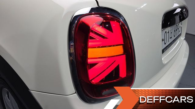 Mini COOPER 5Door Standard 3rd купить на сайте DeffCars
