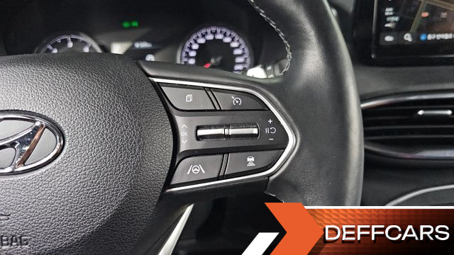 Hyundai SANTAFE Diesel 2.2 2WD Prestige купить на сайте DeffCars