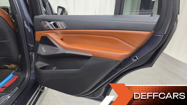 BMW X7 xDrive 40i M Sport 6STR купить на сайте DeffCars