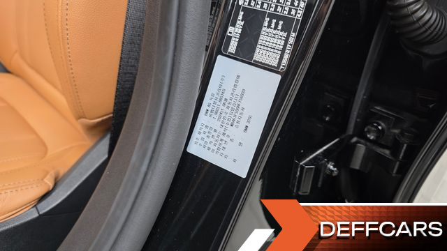 BMW 3-SERIES 320i M Sport купить на сайте DeffCars