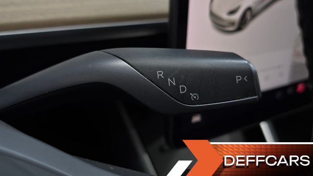 Tesla MODEL 3 Standard Range Plue RWD купить на сайте DeffCars